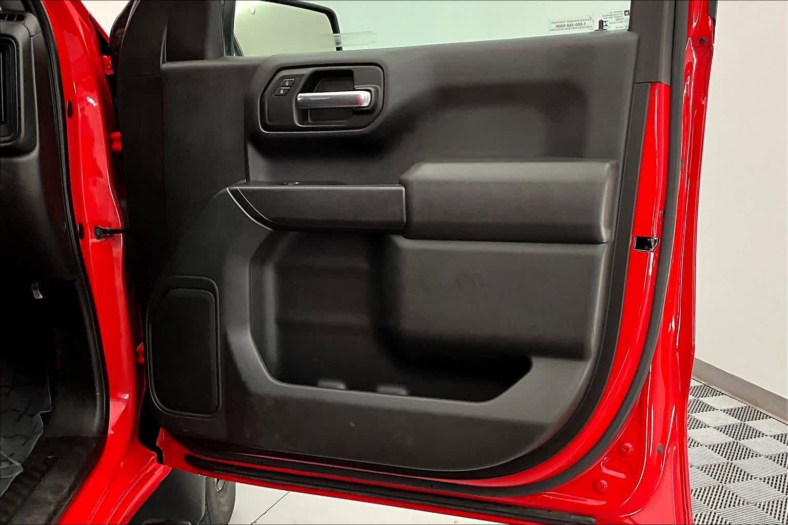 Thumbnail: 2019 Chevrolet Silverado 1500 - 24