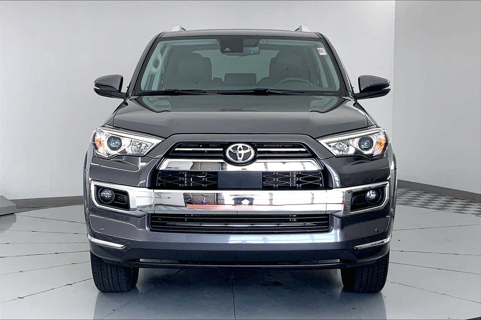 Thumbnail: 2021 Toyota 4Runner - 6