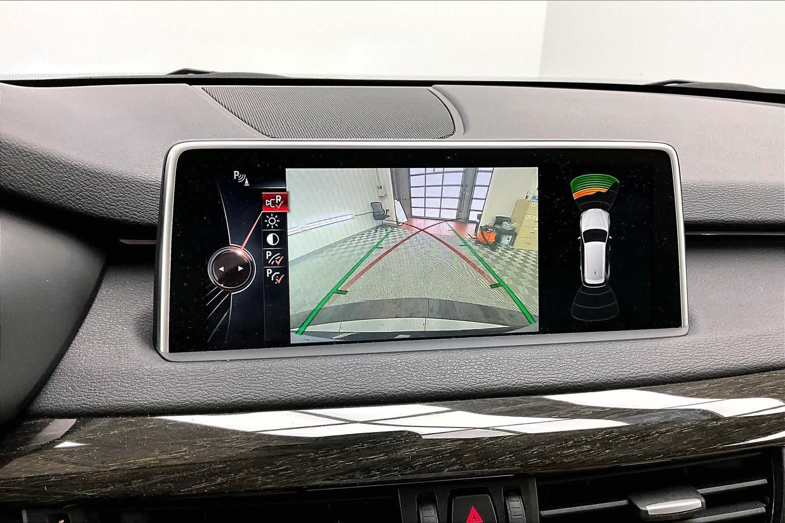 Thumbnail: 2015 BMW X5 - 21