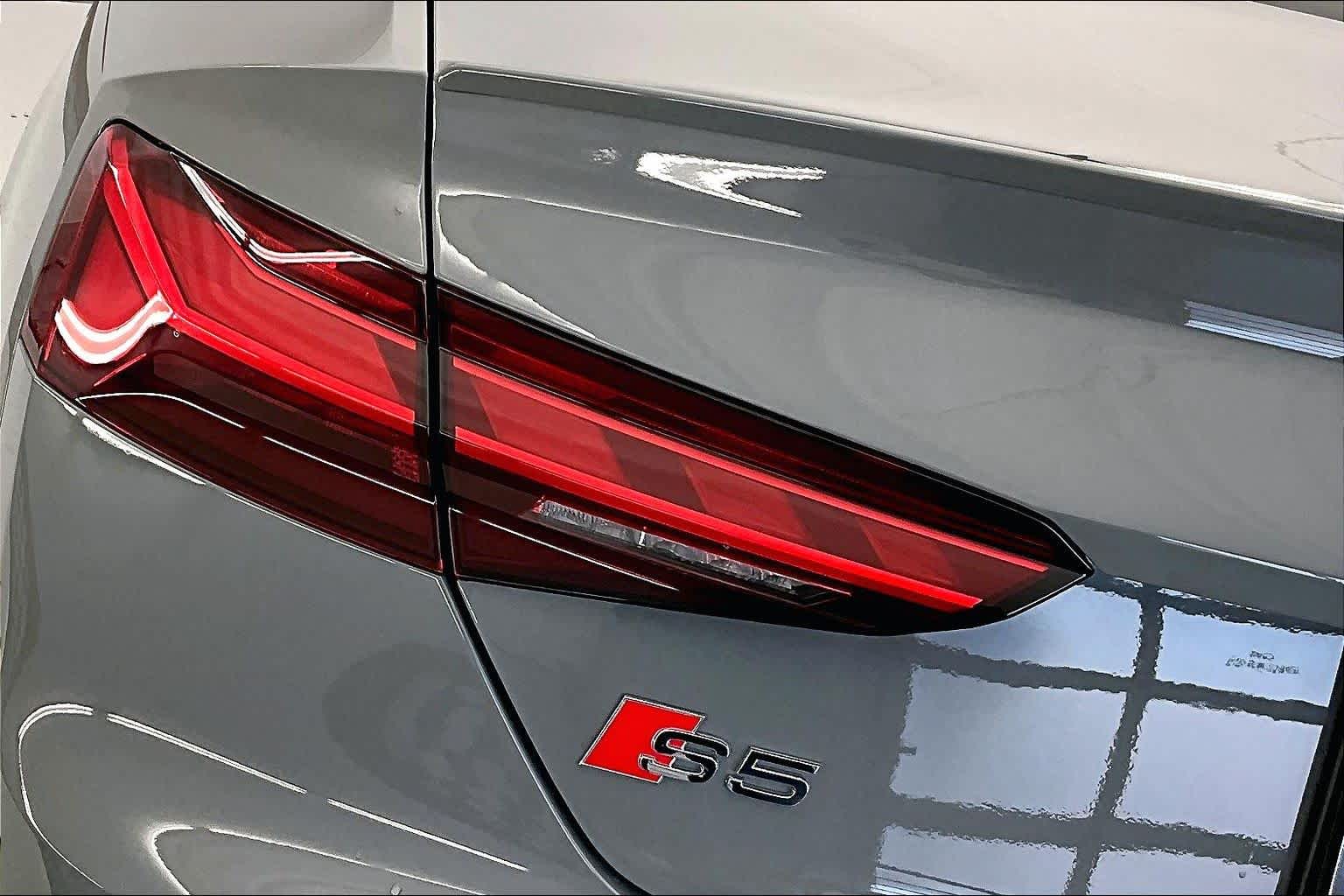 Thumbnail: 2022 Audi S5 - 24