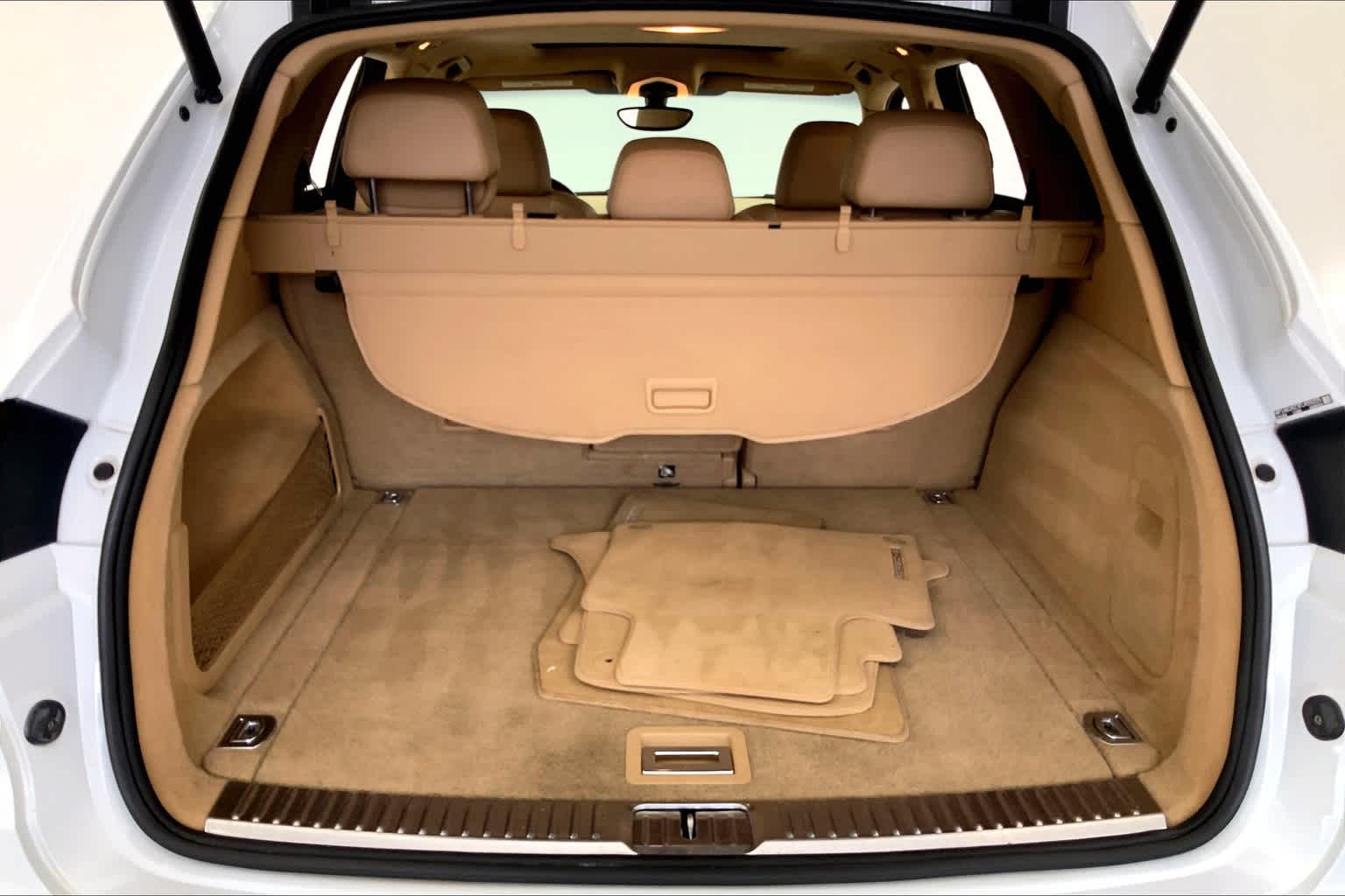 Thumbnail: 2015 Porsche Cayenne - 19