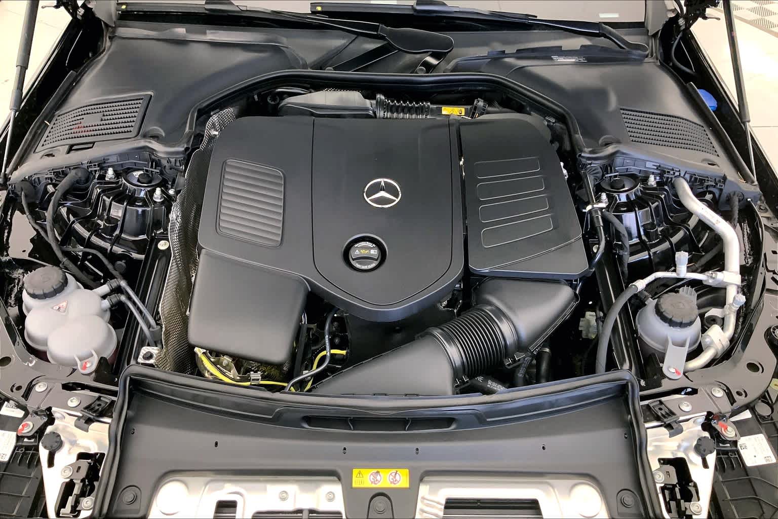 Thumbnail: 2025 Mercedes-Benz C-Class - 9