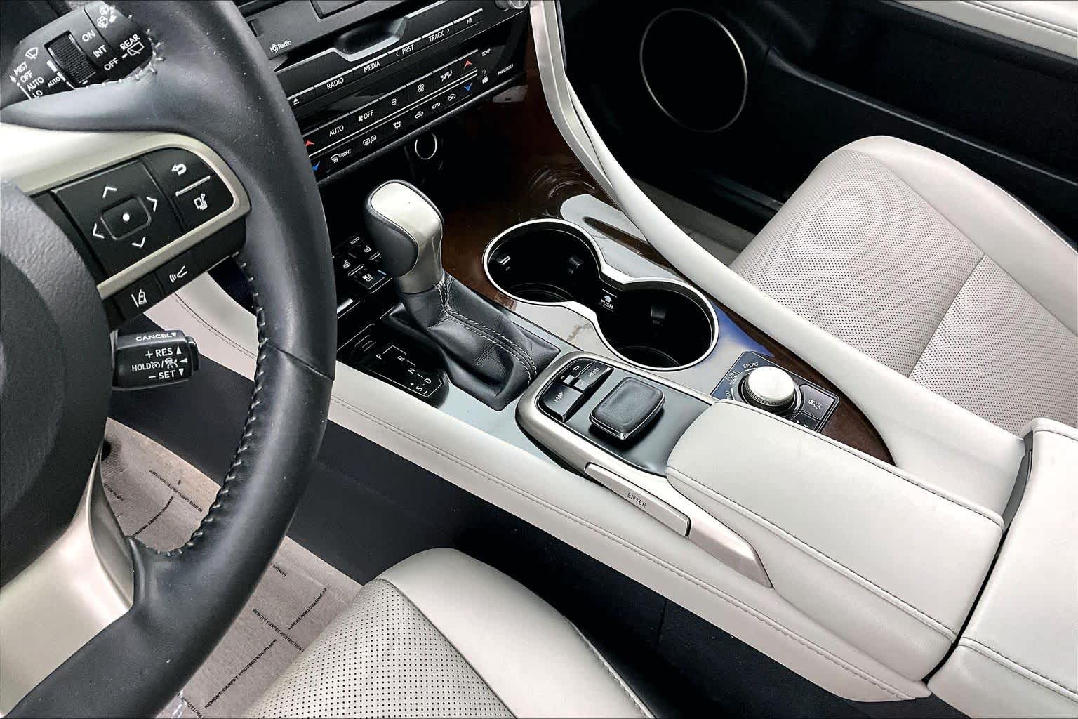 Thumbnail: 2016 Lexus RX - 17