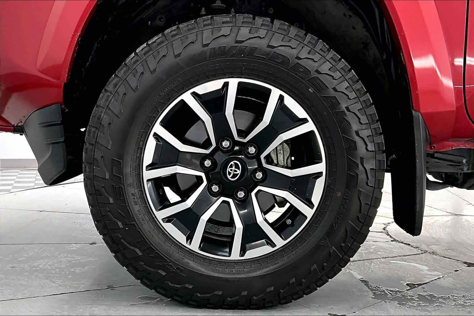 Thumbnail: 2020 Toyota Tacoma - 8