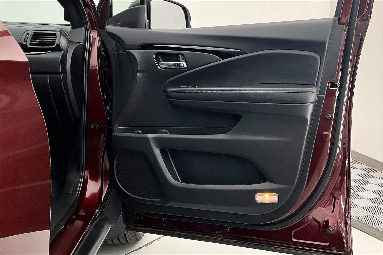 Thumbnail: 2021 Honda Passport - 24