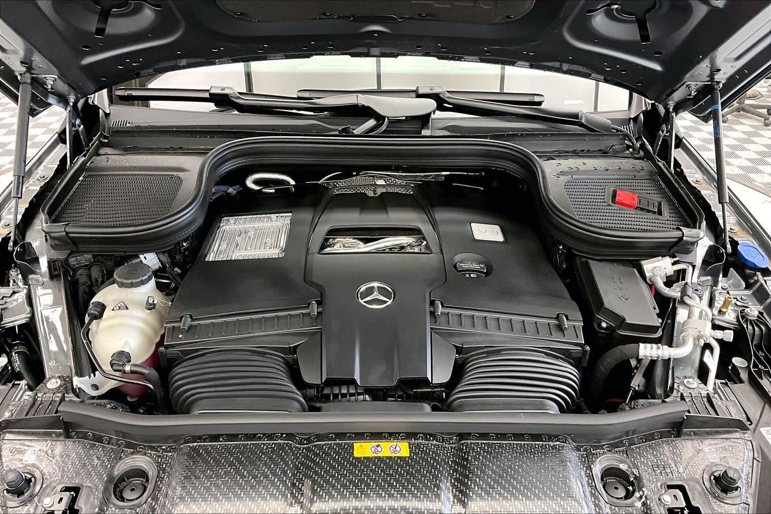 Thumbnail: 2026 Mercedes-Benz GLE - 9