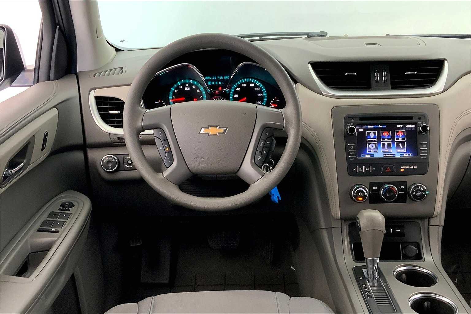 Thumbnail: 2014 Chevrolet Traverse - 15