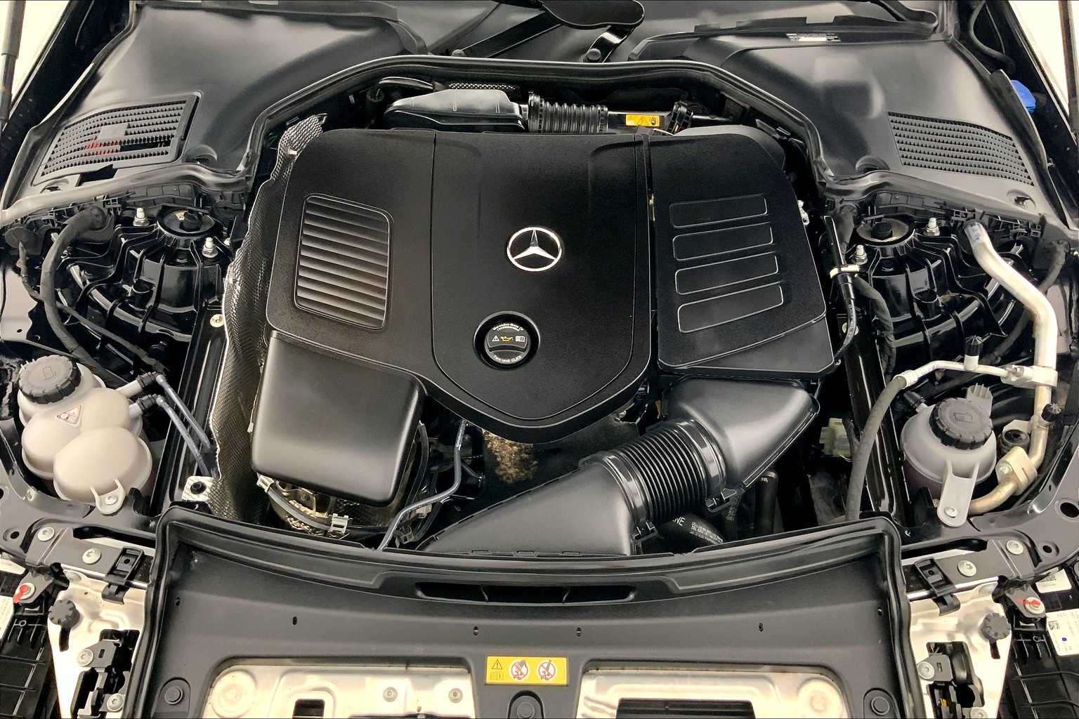 2023 Mercedes-Benz C-Class C 300 9