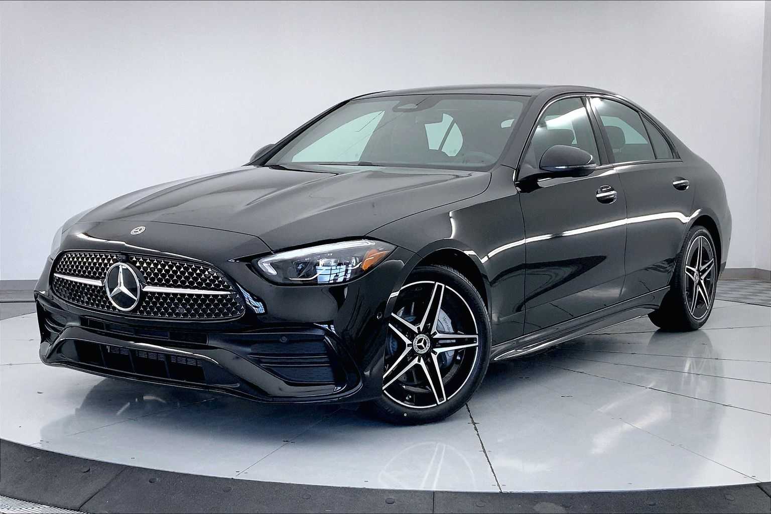 Thumbnail: 2025 Mercedes-Benz C-Class - 1