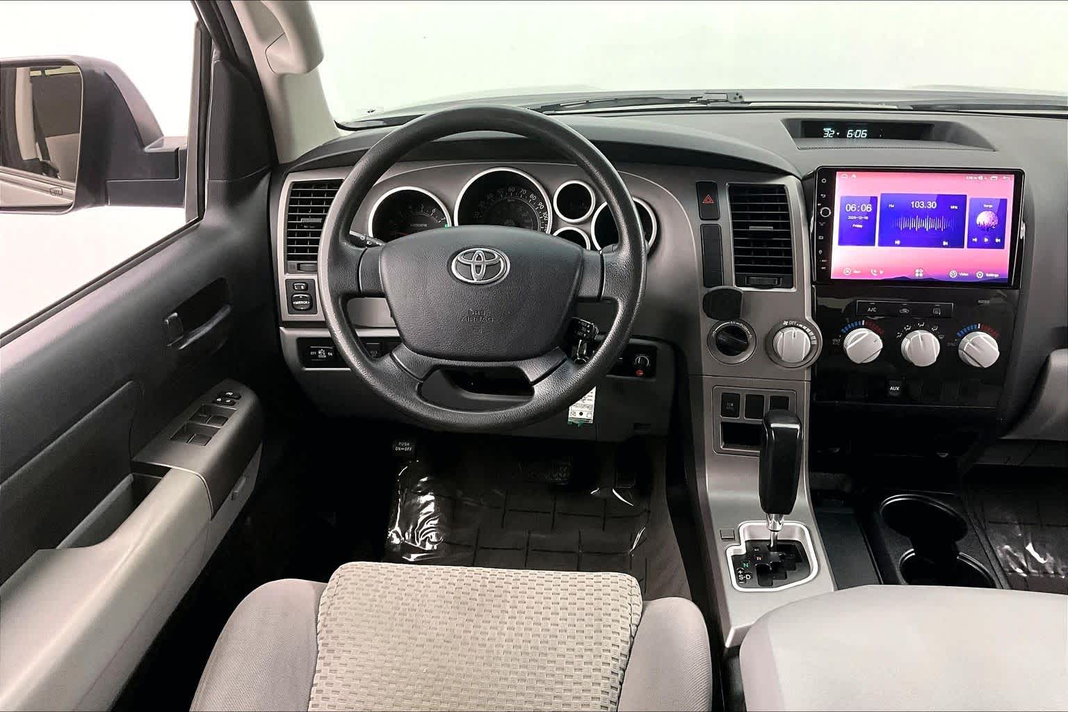 Thumbnail: 2011 Toyota Tundra - 15