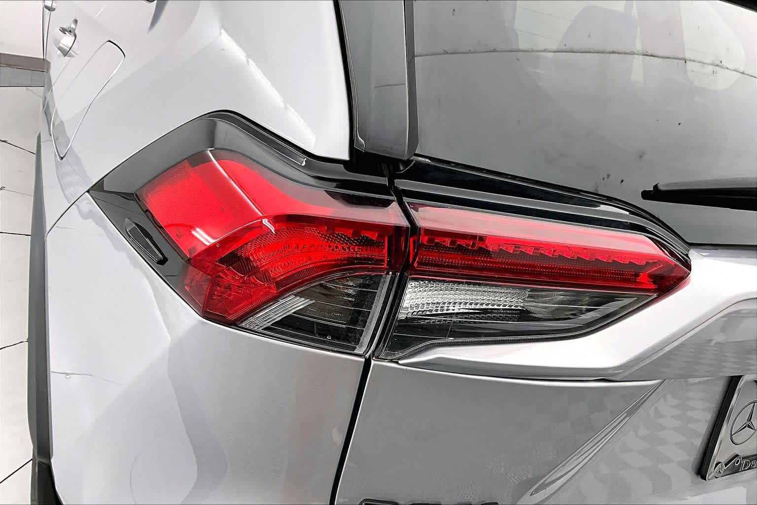 Thumbnail: 2022 Toyota RAV4 - 25