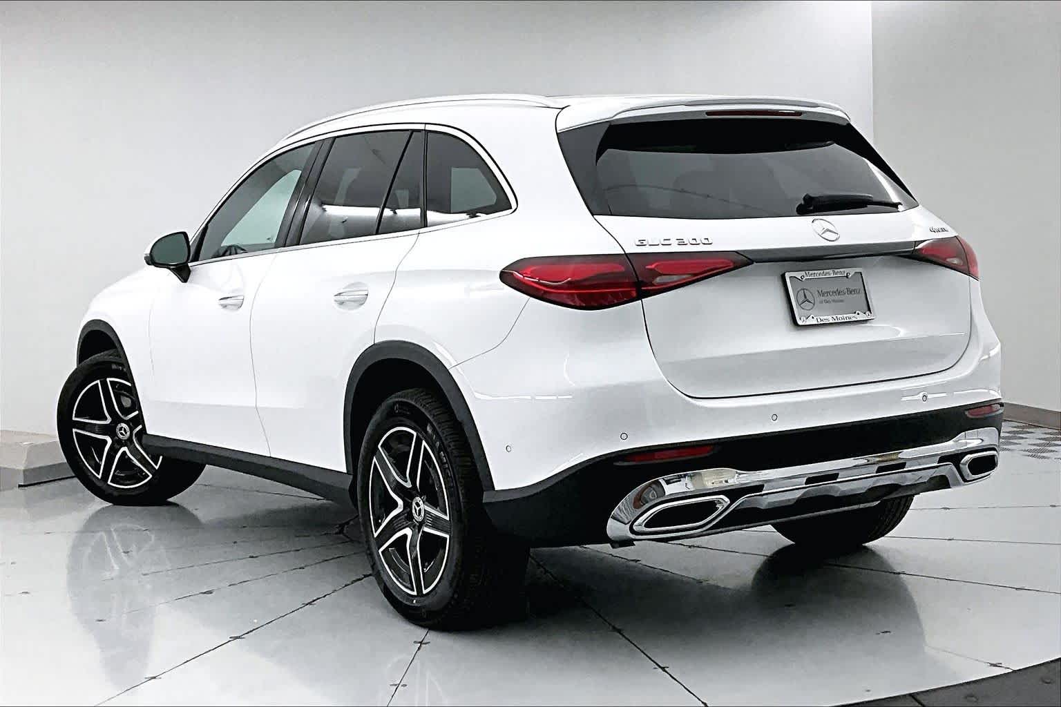 Thumbnail: 2026 Mercedes-Benz GLC - 4