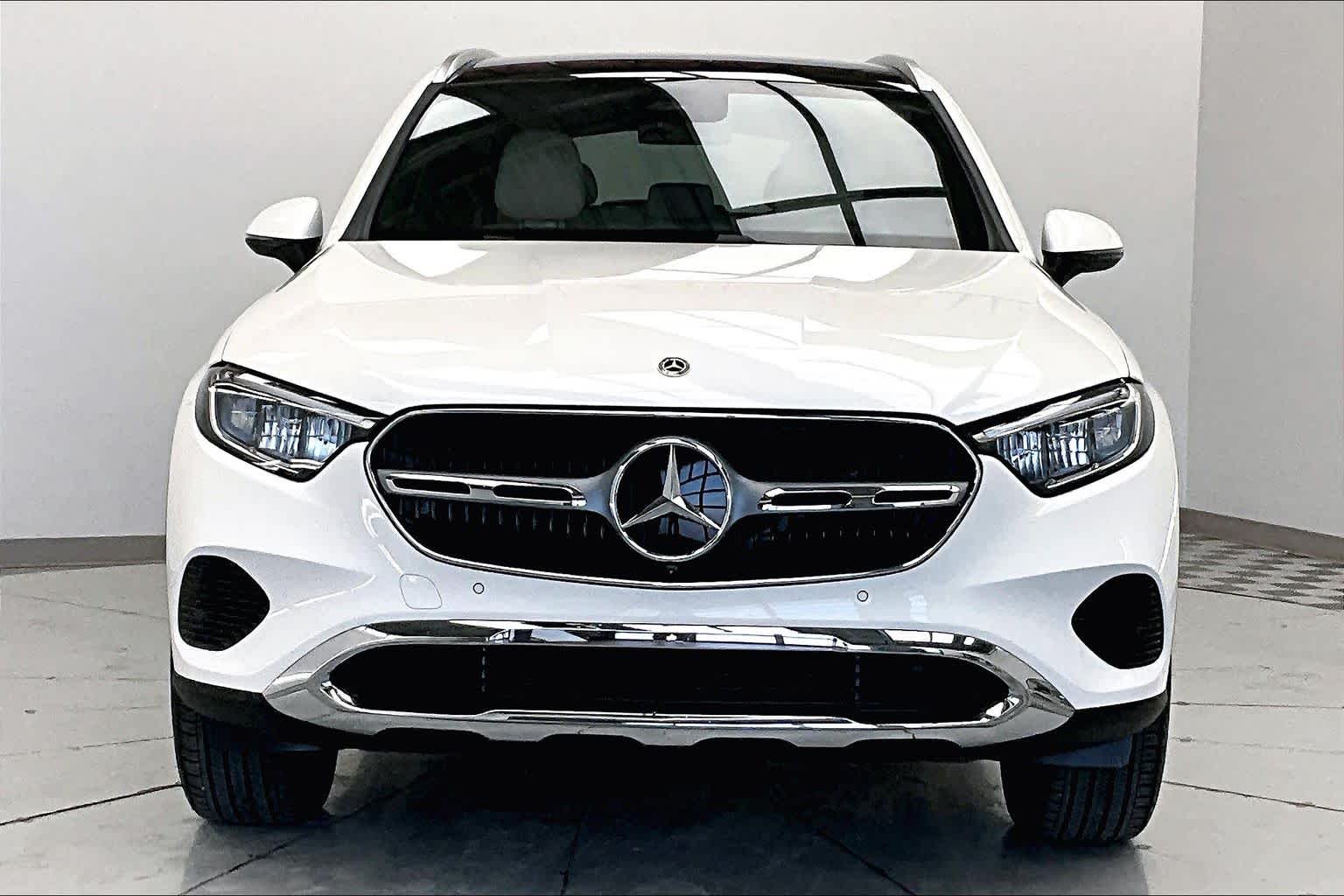 Thumbnail: 2026 Mercedes-Benz GLC - 6