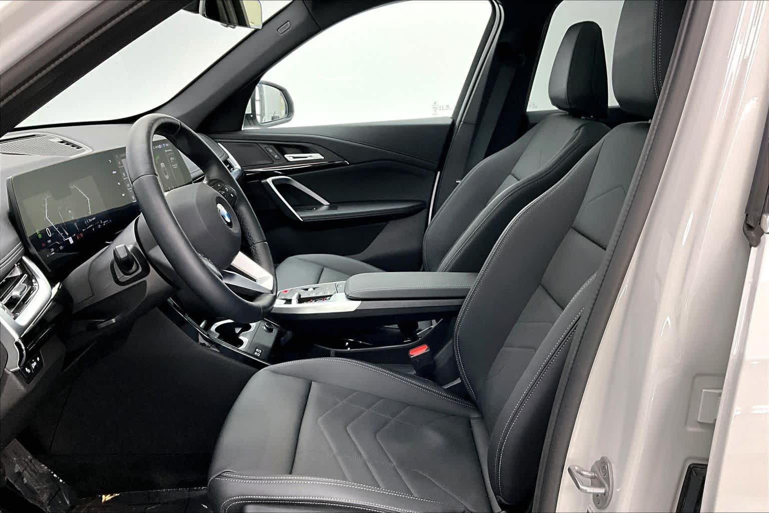 Thumbnail: 2025 BMW X1 - 11