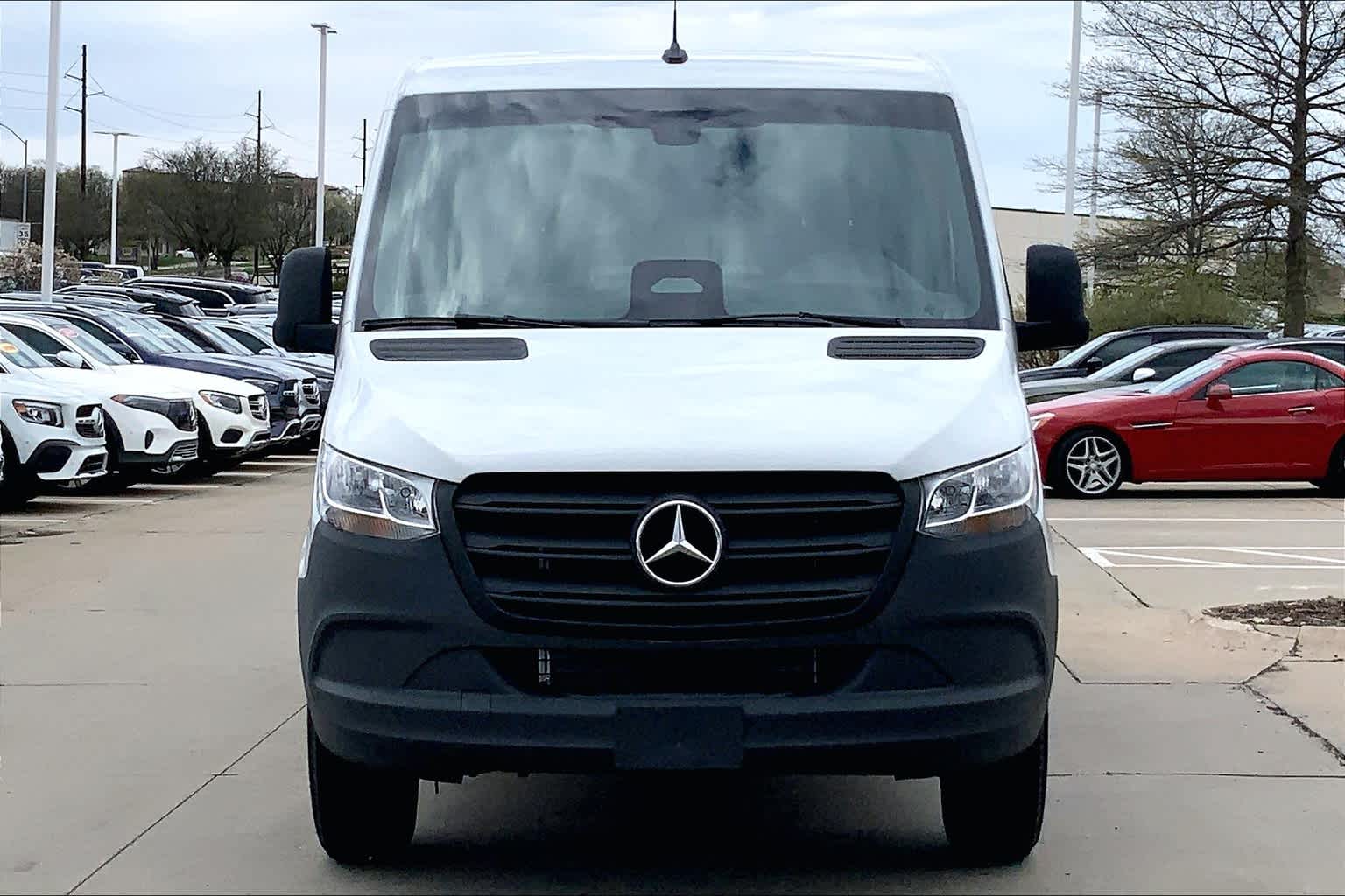 Thumbnail: 2025 Mercedes-Benz Sprinter - 6