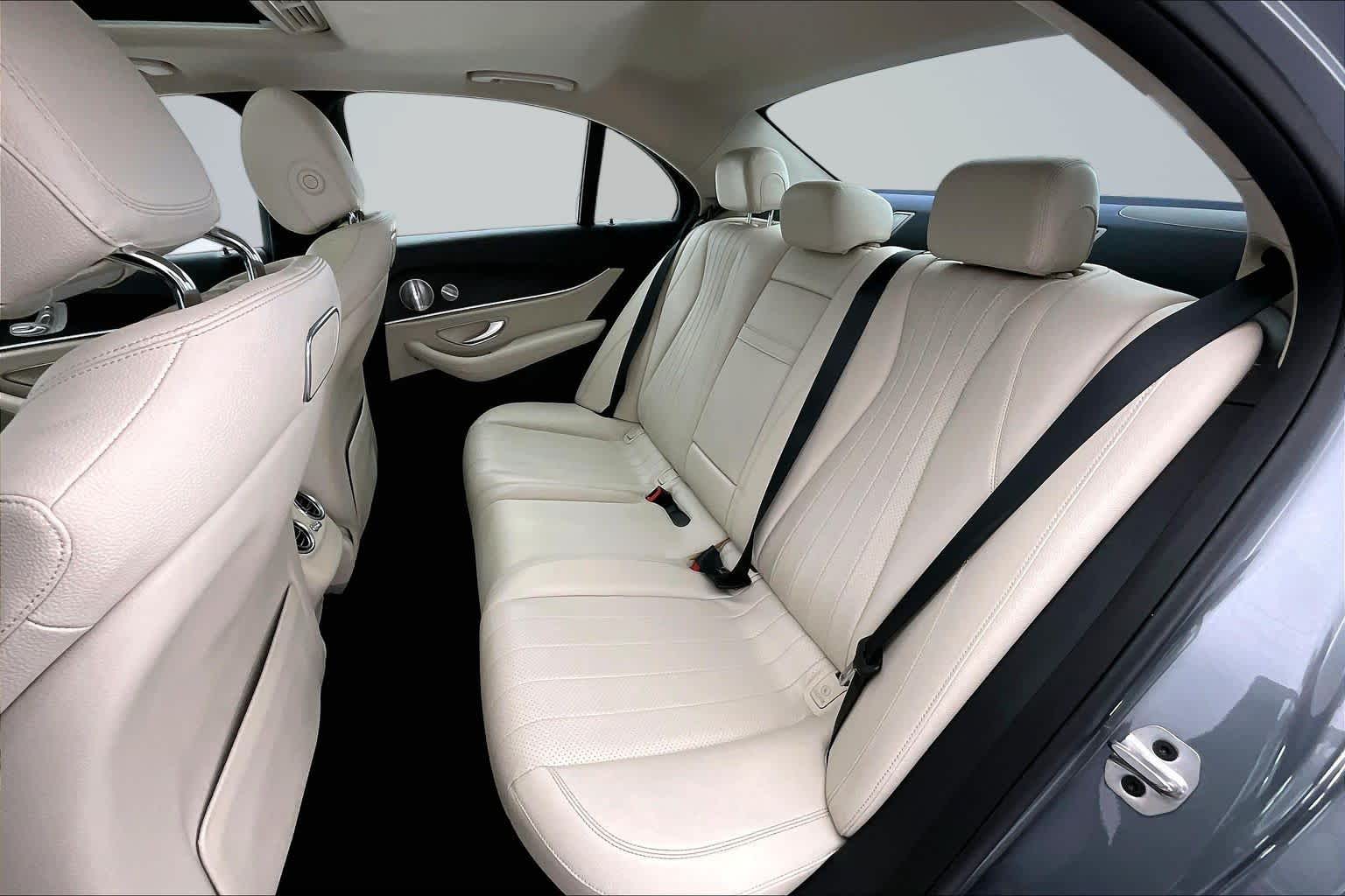 Thumbnail: 2019 Mercedes-Benz E-Class - 13