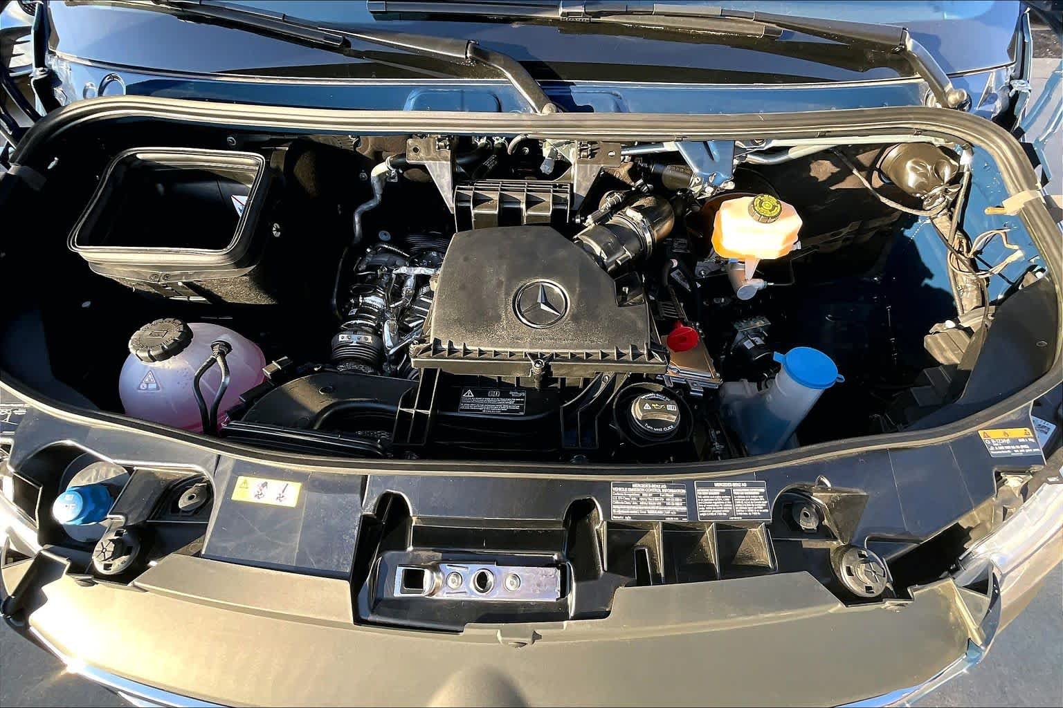 Thumbnail: 2026 Mercedes-Benz Sprinter - 9