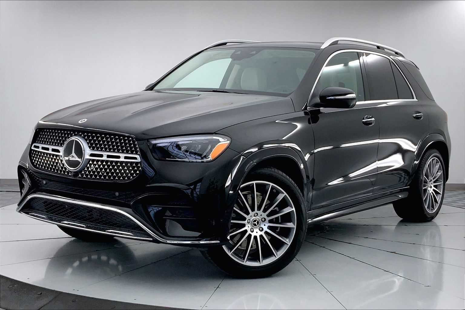 Thumbnail: 2026 Mercedes-Benz GLE - 1