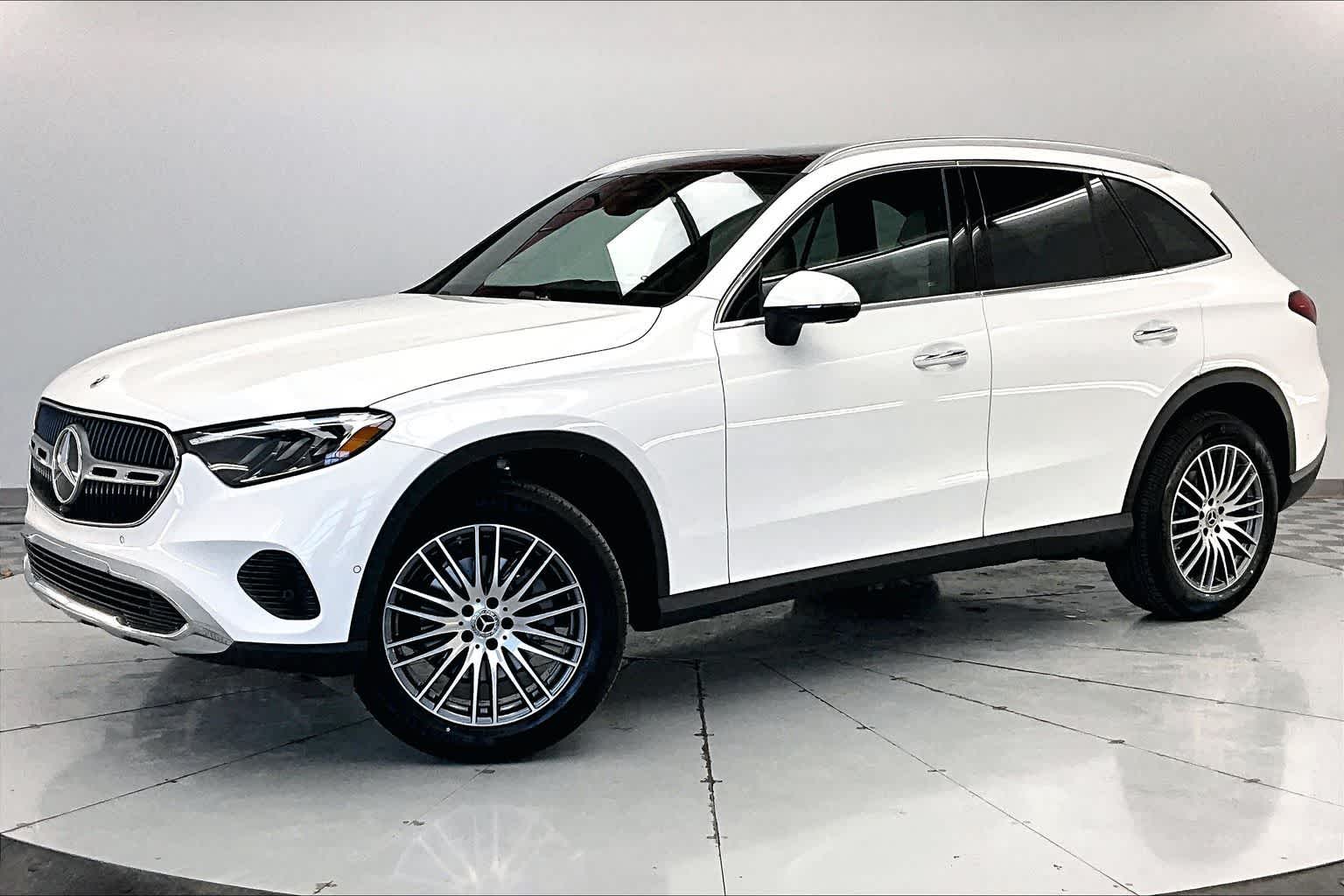 Thumbnail: 2026 Mercedes-Benz GLC - 1