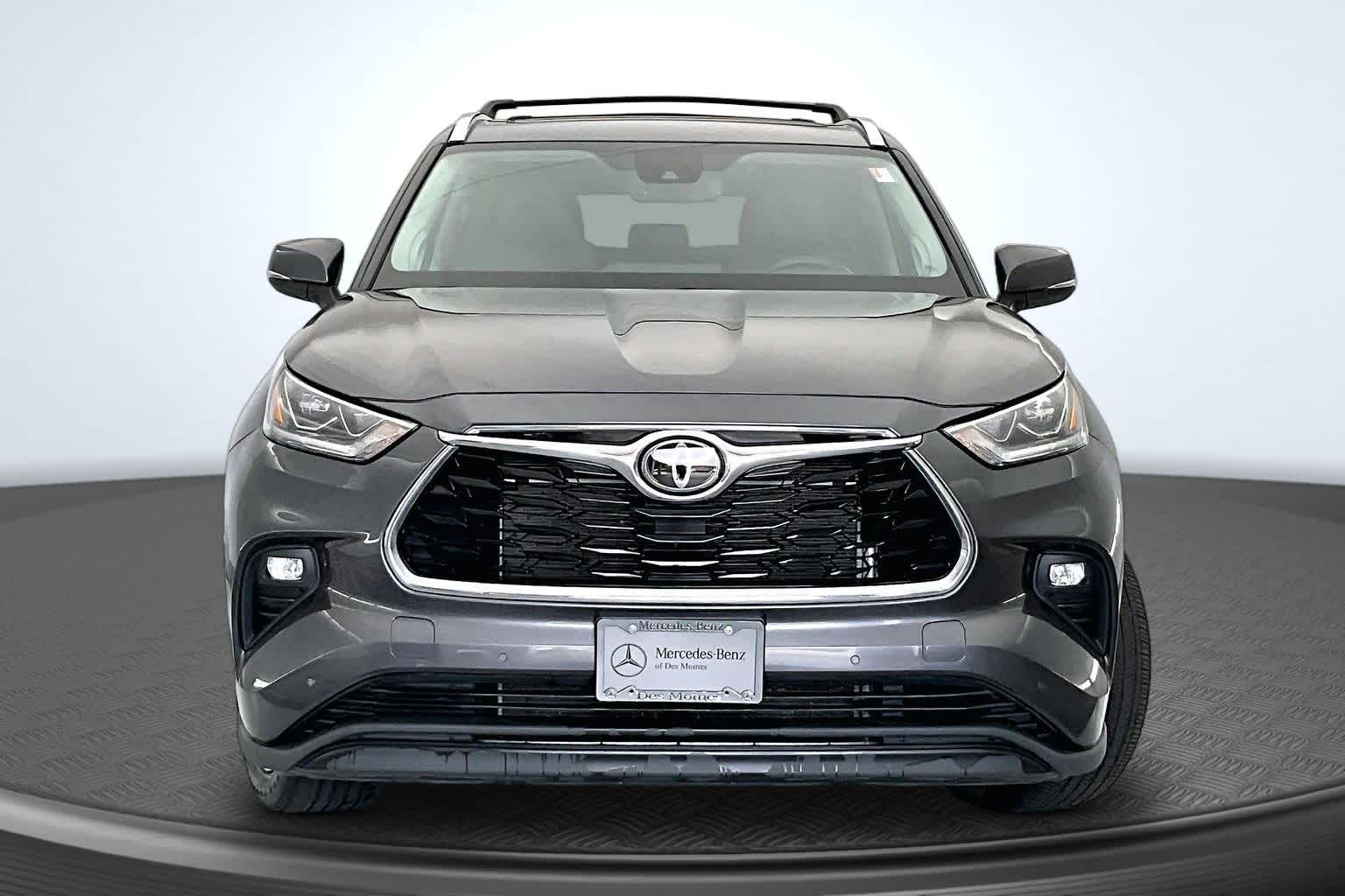 Thumbnail: 2022 Toyota Highlander - 5