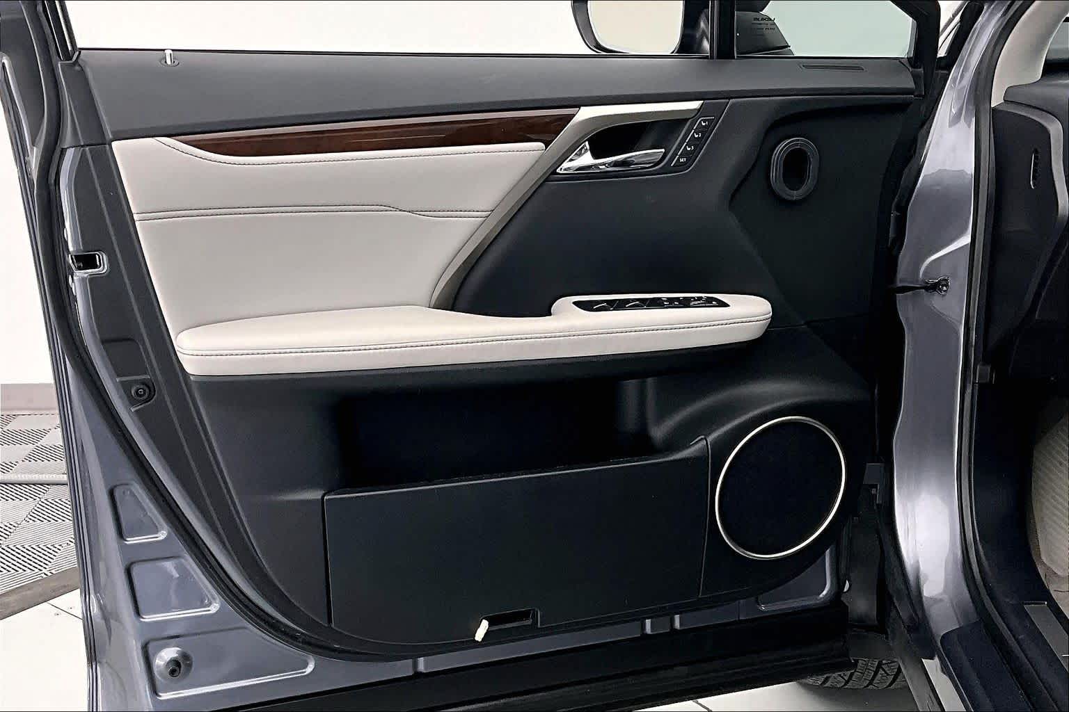 Thumbnail: 2016 Lexus RX - 23