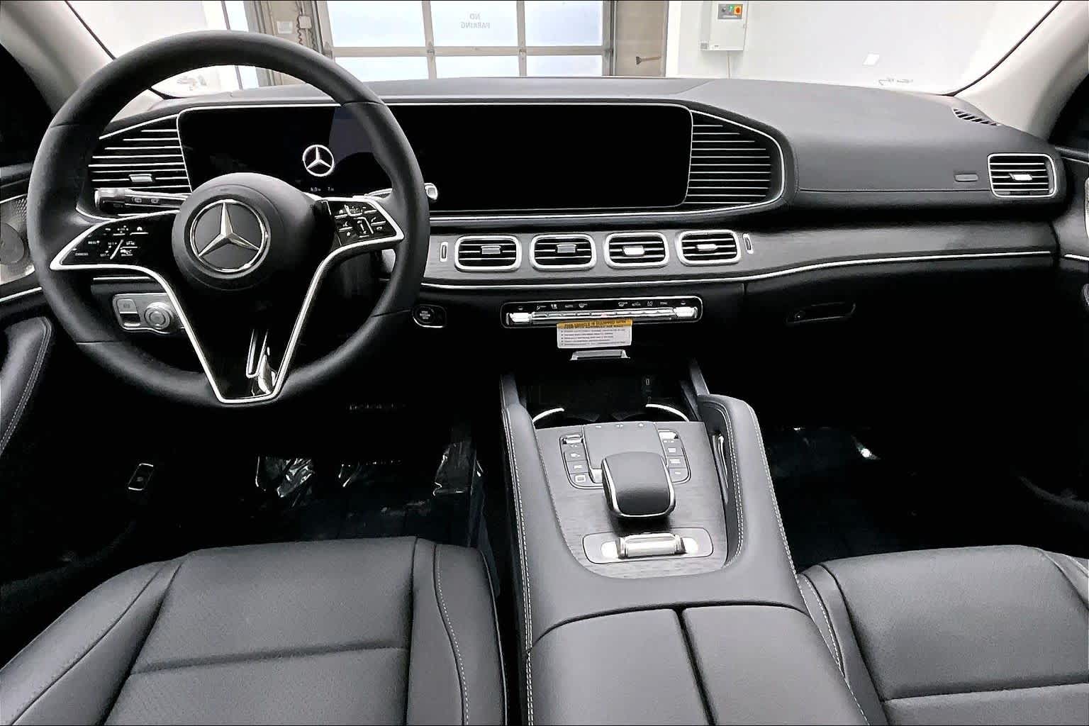 Thumbnail: 2026 Mercedes-Benz GLS - 10