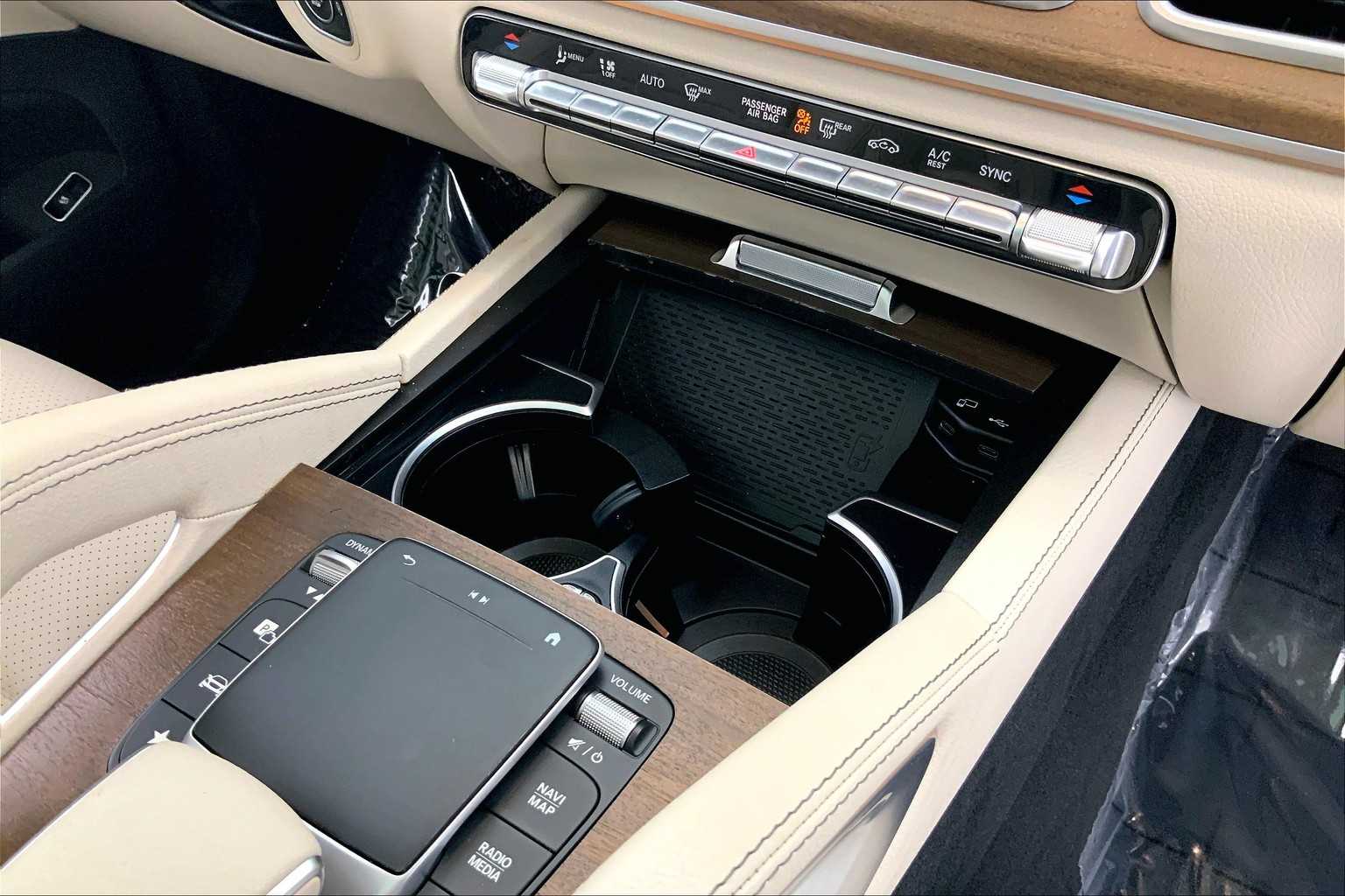 Thumbnail: 2022 Mercedes-Benz GLS - 27