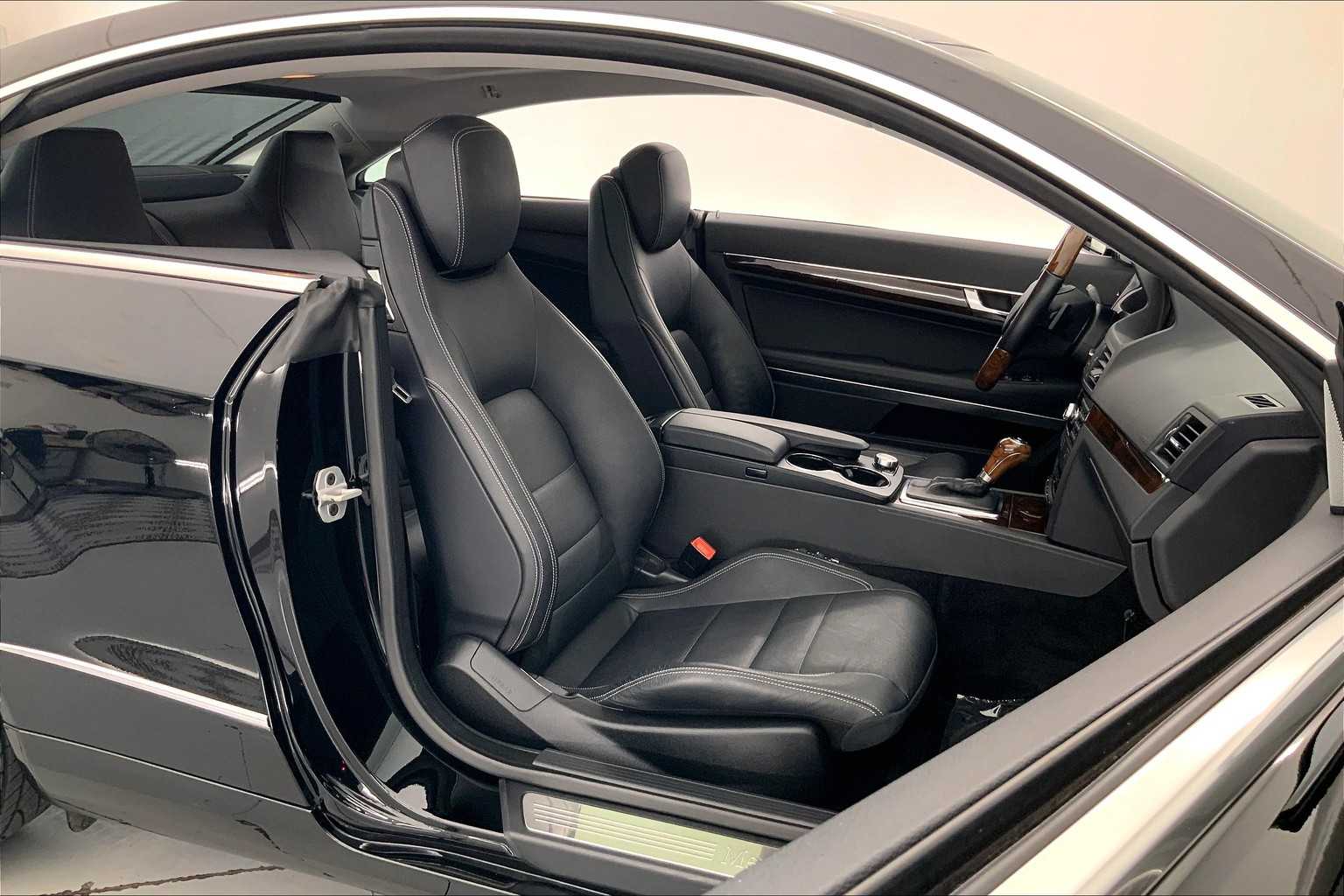 Thumbnail: 2013 Mercedes-Benz E-Class - 13