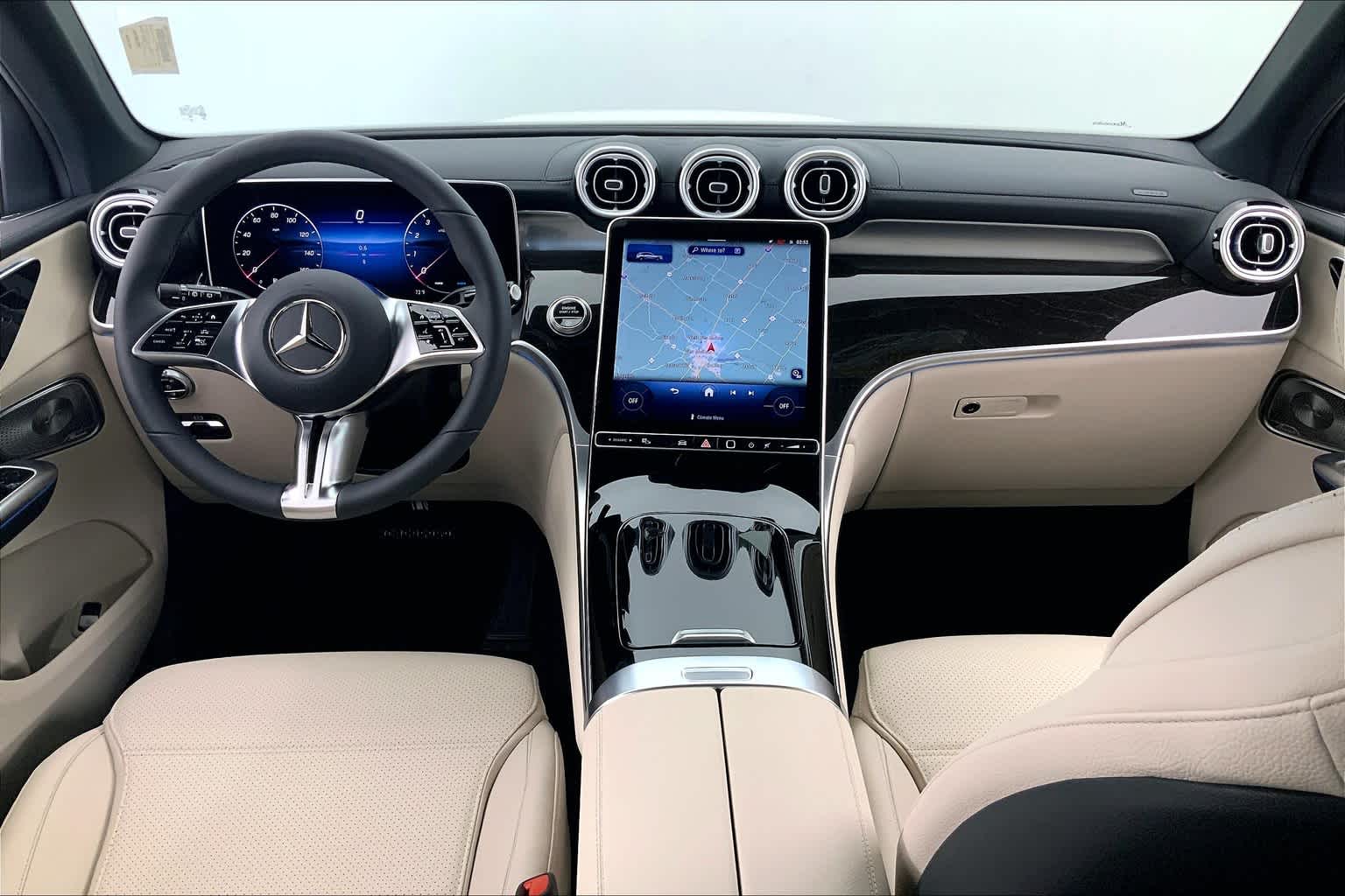 Thumbnail: 2025 Mercedes-Benz GLC - 10