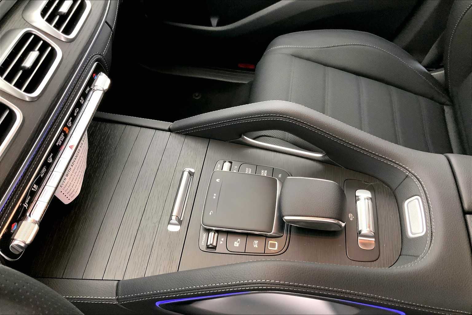 Thumbnail: 2026 Mercedes-Benz GLS - 17