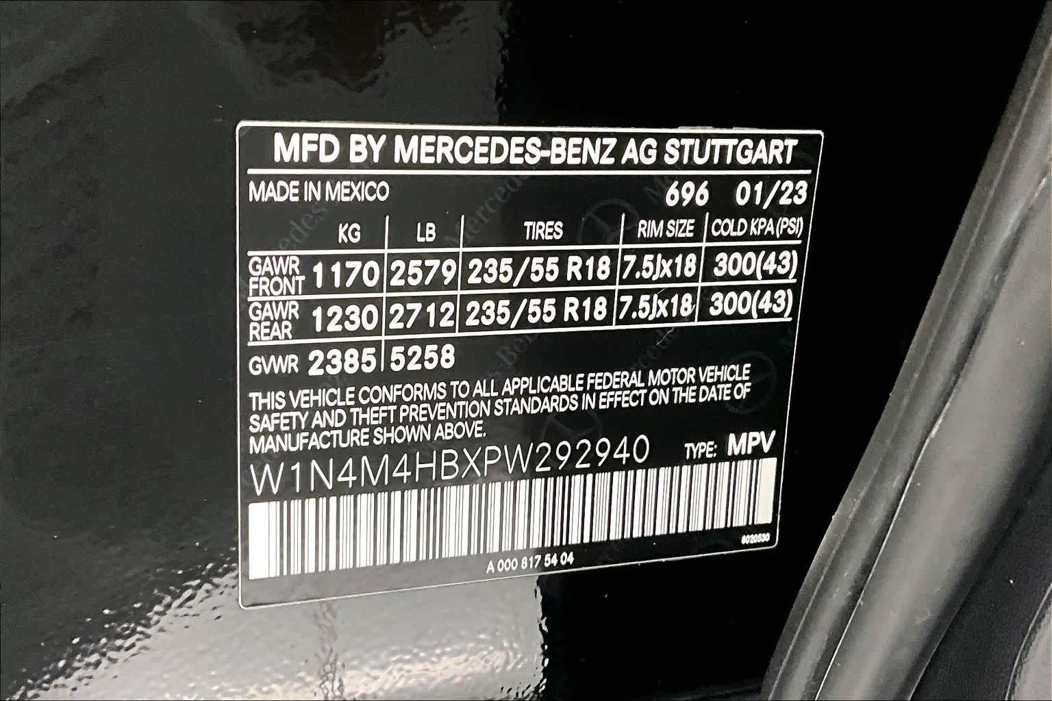 Thumbnail: 2023 Mercedes-Benz GLB - 30