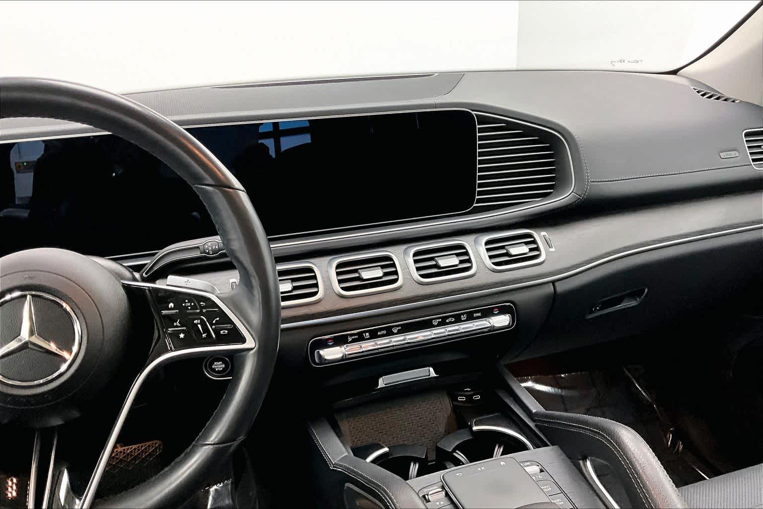 Thumbnail: 2024 Mercedes-Benz GLS - 16