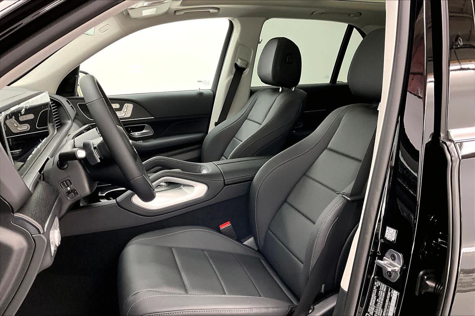 Thumbnail: 2026 Mercedes-Benz GLE - 11