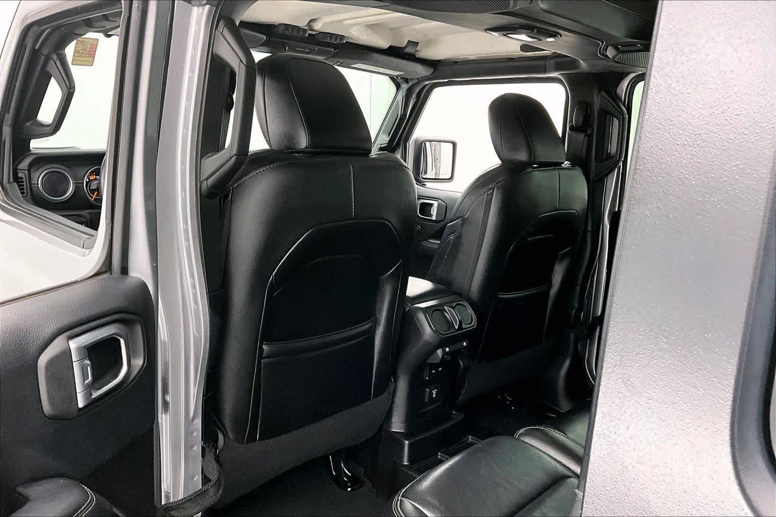 Thumbnail: 2018 Jeep Wrangler - 12