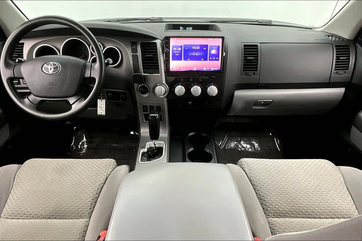 Thumbnail: 2011 Toyota Tundra - 10