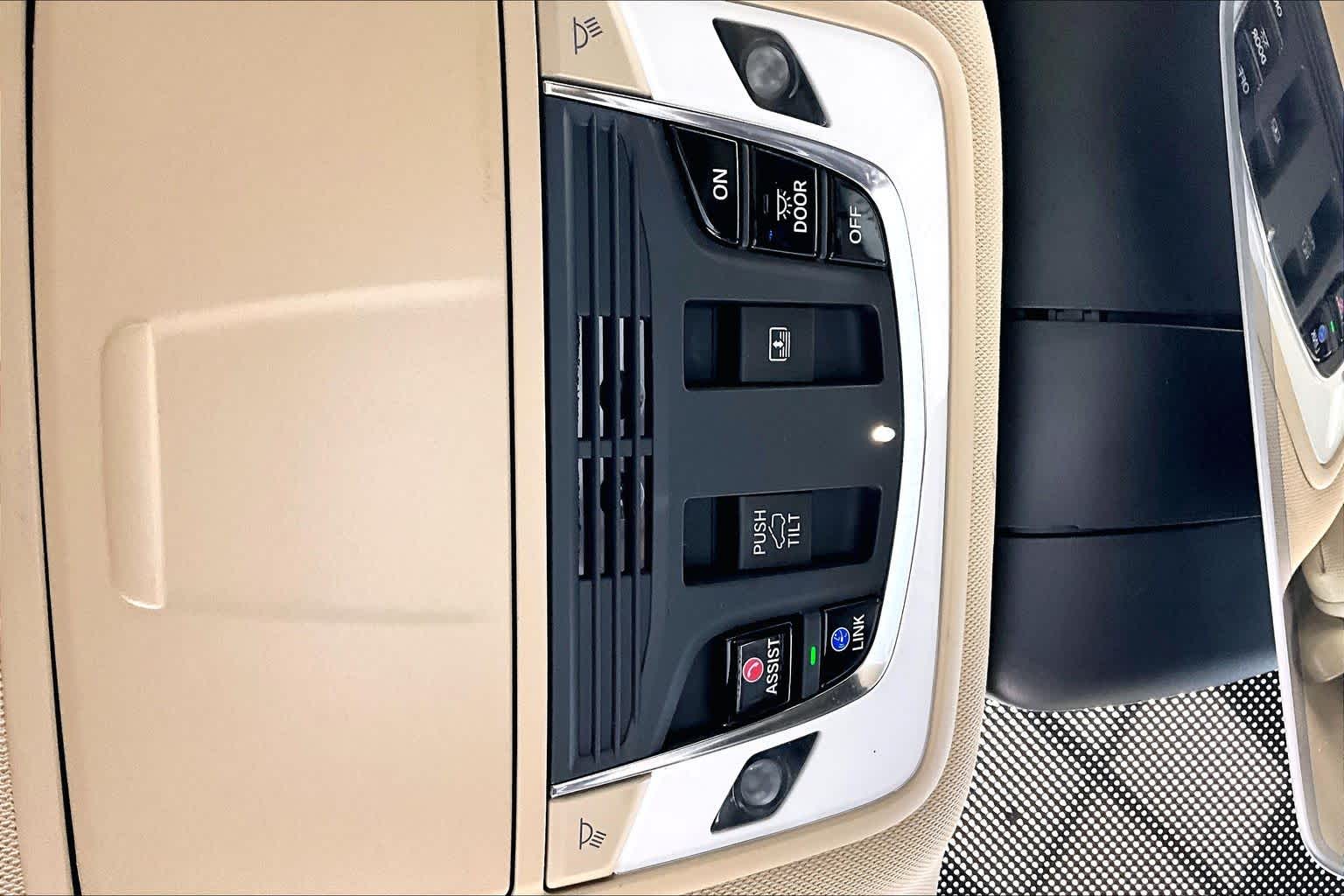 Thumbnail: 2019 Acura RDX - 27