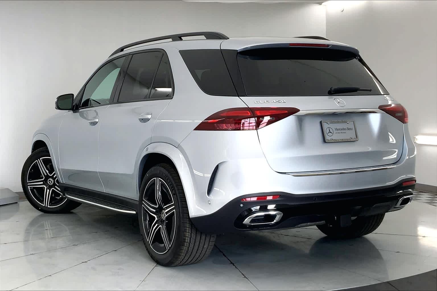 Thumbnail: 2025 Mercedes-Benz GLE - 4