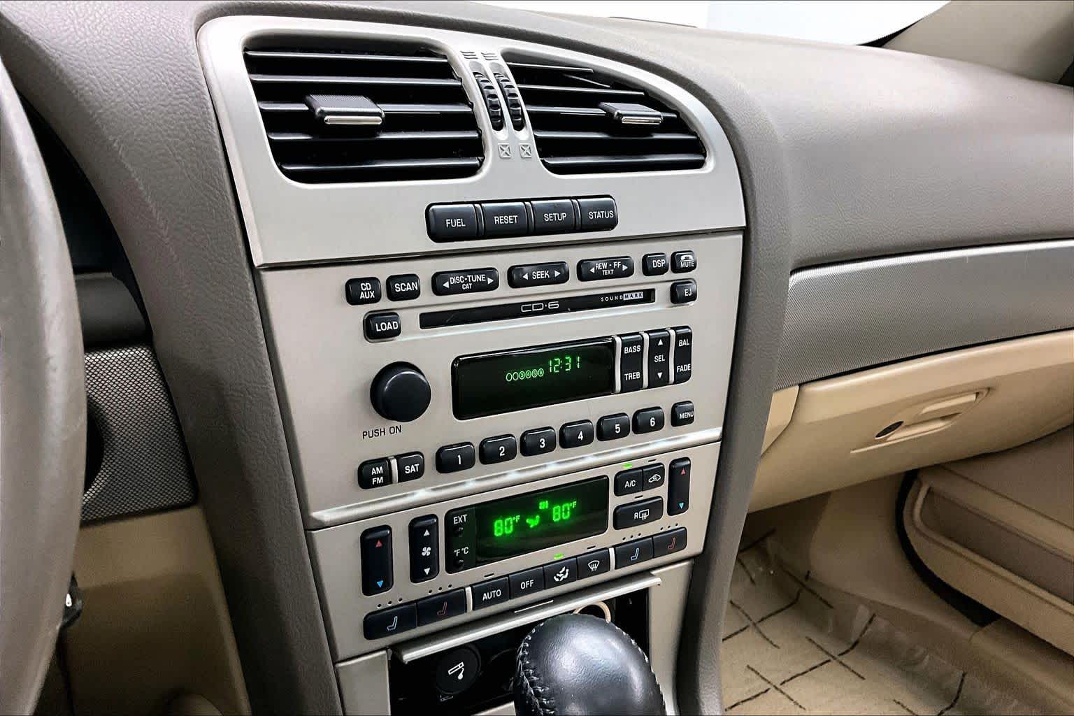 Thumbnail: 2005 Lincoln LS - 16