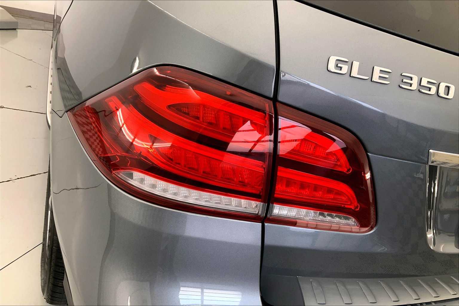 Thumbnail: 2017 Mercedes-Benz GLE - 25