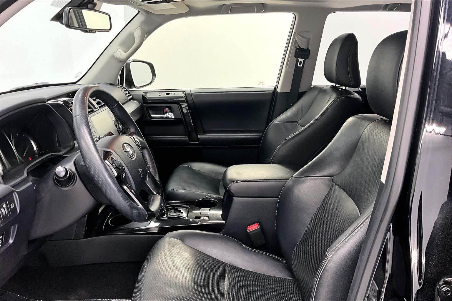 Thumbnail: 2020 Toyota 4Runner - 11