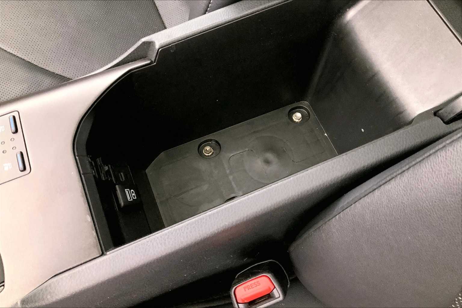 Thumbnail: 2024 Toyota Camry - 28