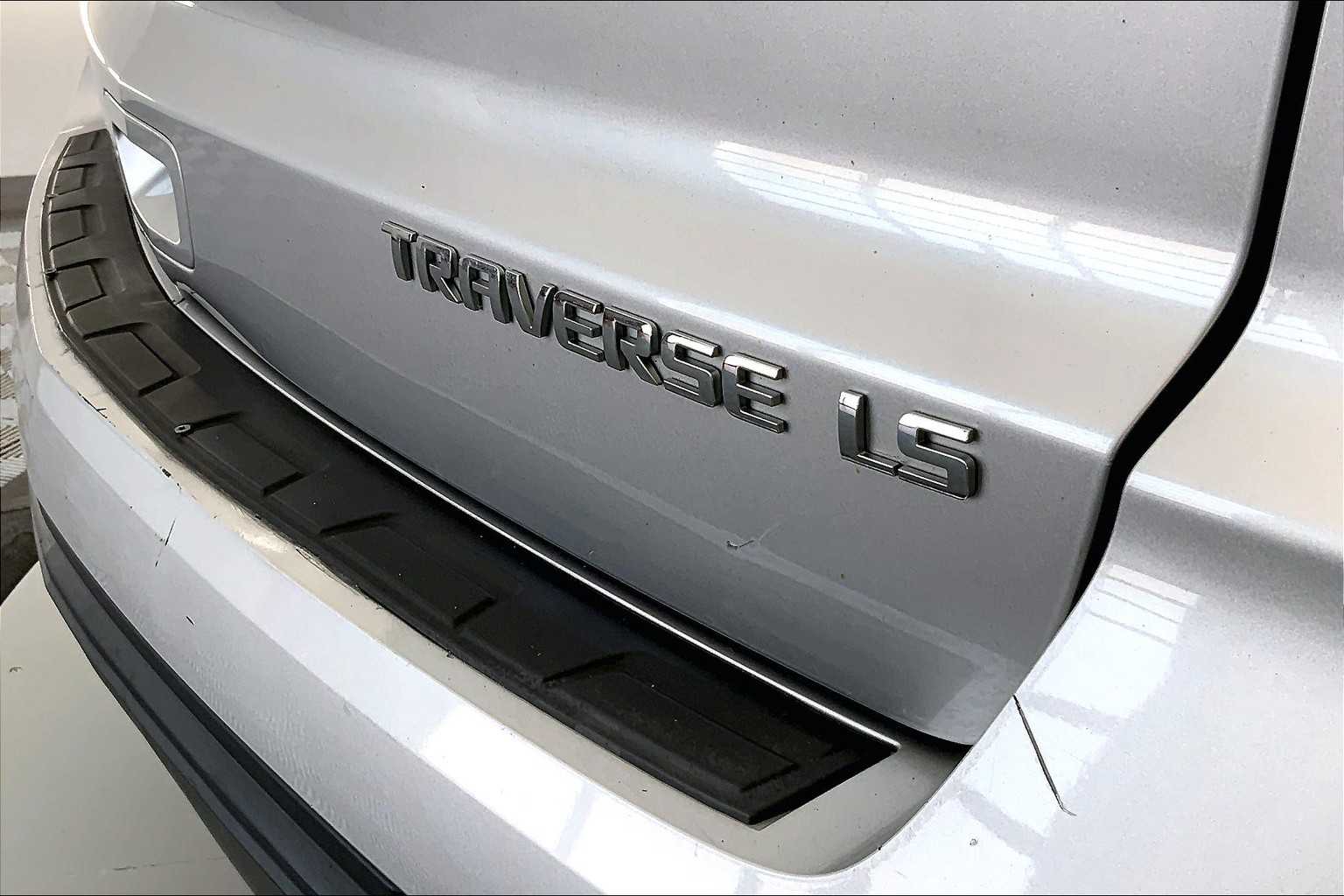 Thumbnail: 2014 Chevrolet Traverse - 7