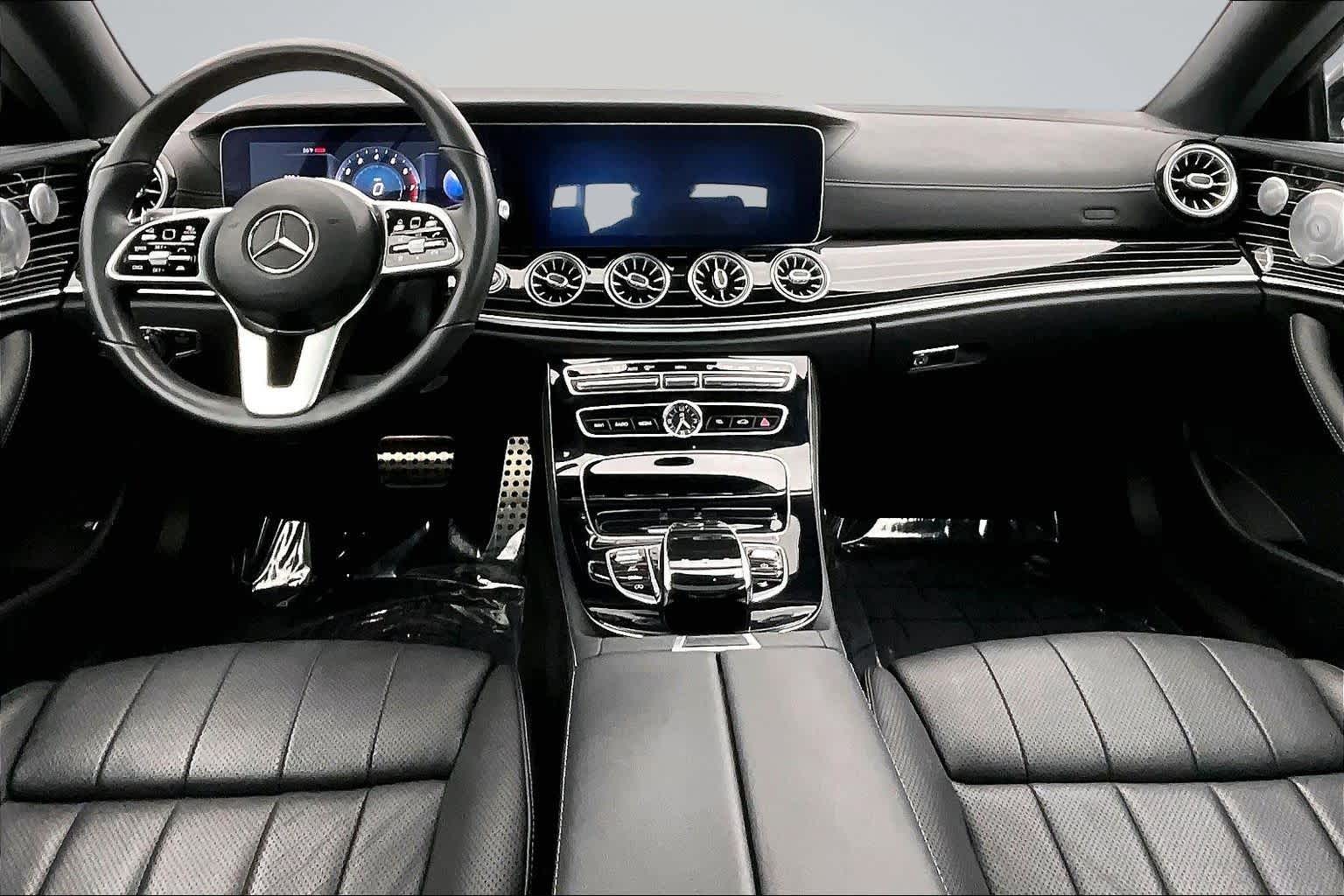 Thumbnail: 2020 Mercedes-Benz E-Class - 10