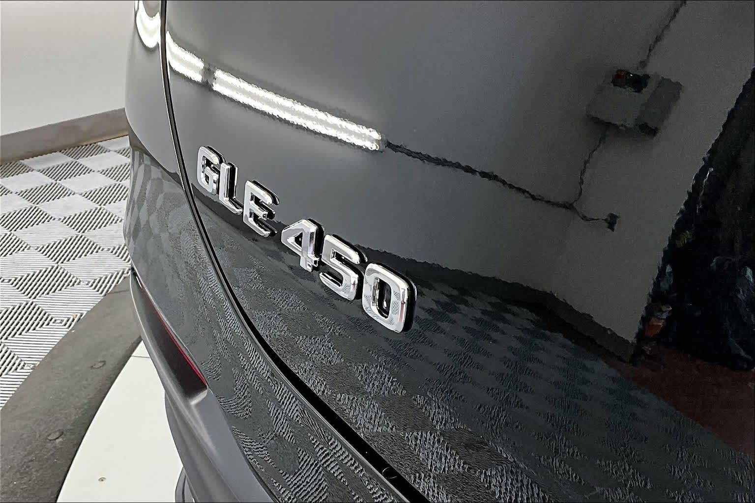 Thumbnail: 2026 Mercedes-Benz GLE - 7