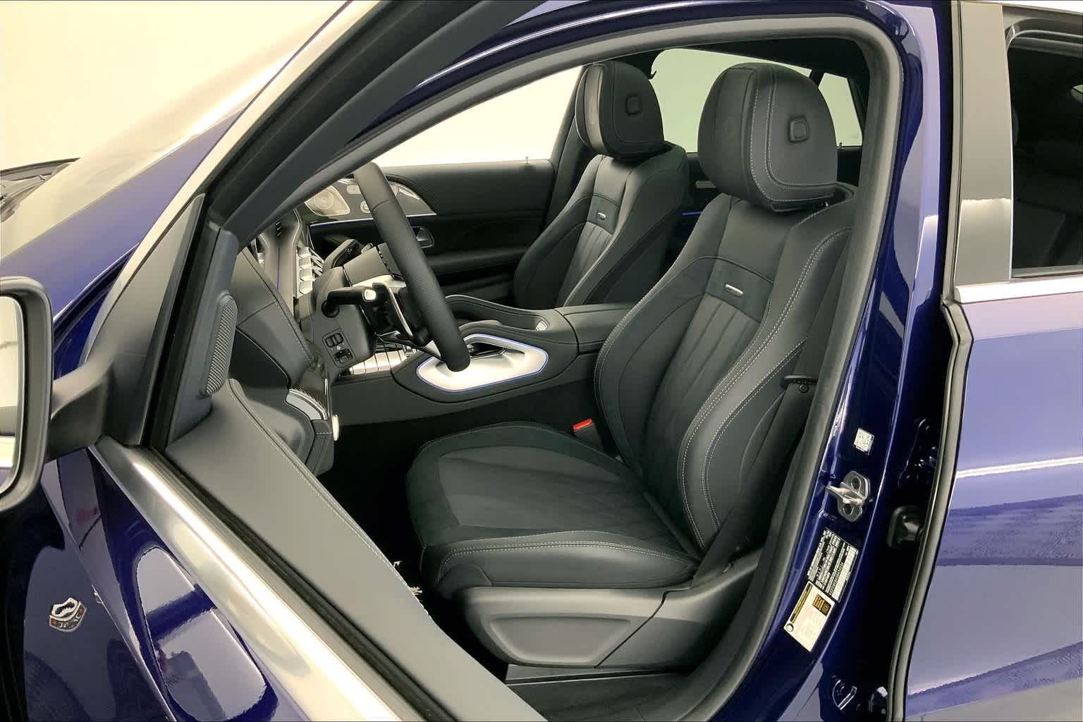 Thumbnail: 2025 Mercedes-Benz GL-Class - 11