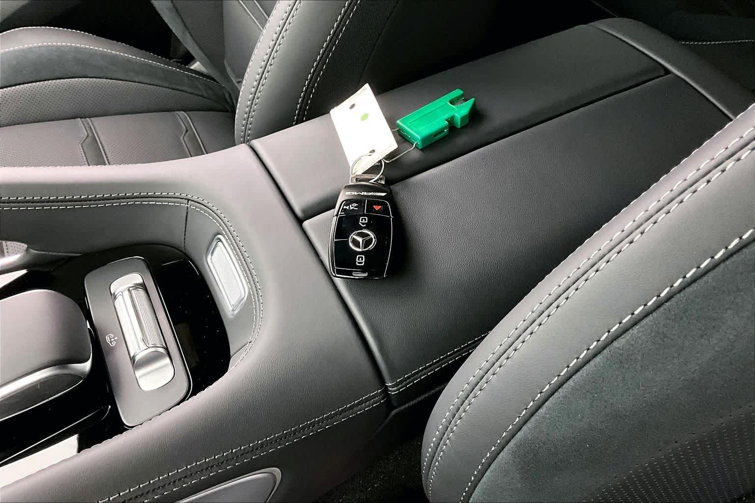 Thumbnail: 2026 Mercedes-Benz GLE - 20