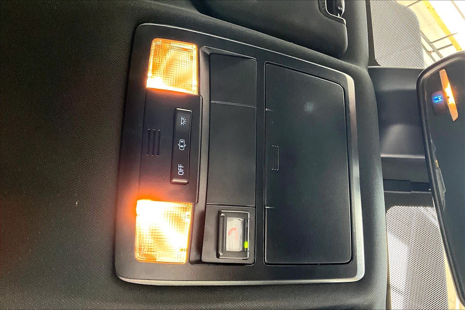 Thumbnail: 2020 Toyota Tacoma - 26