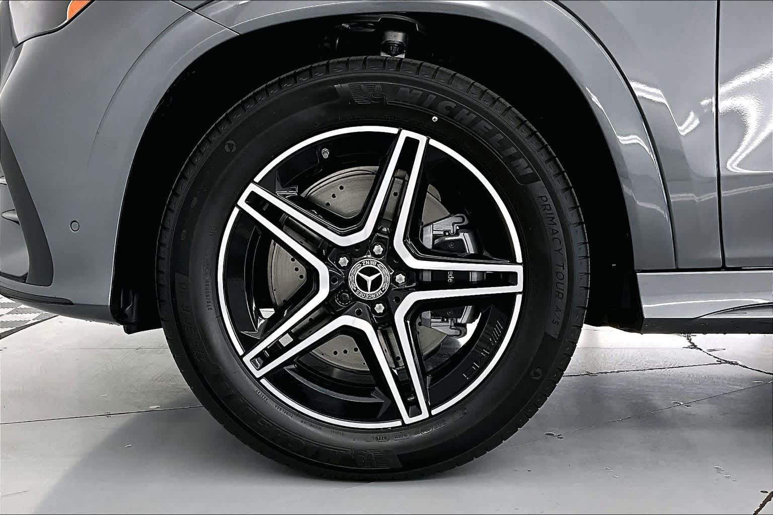 Thumbnail: 2026 Mercedes-Benz GLE - 8