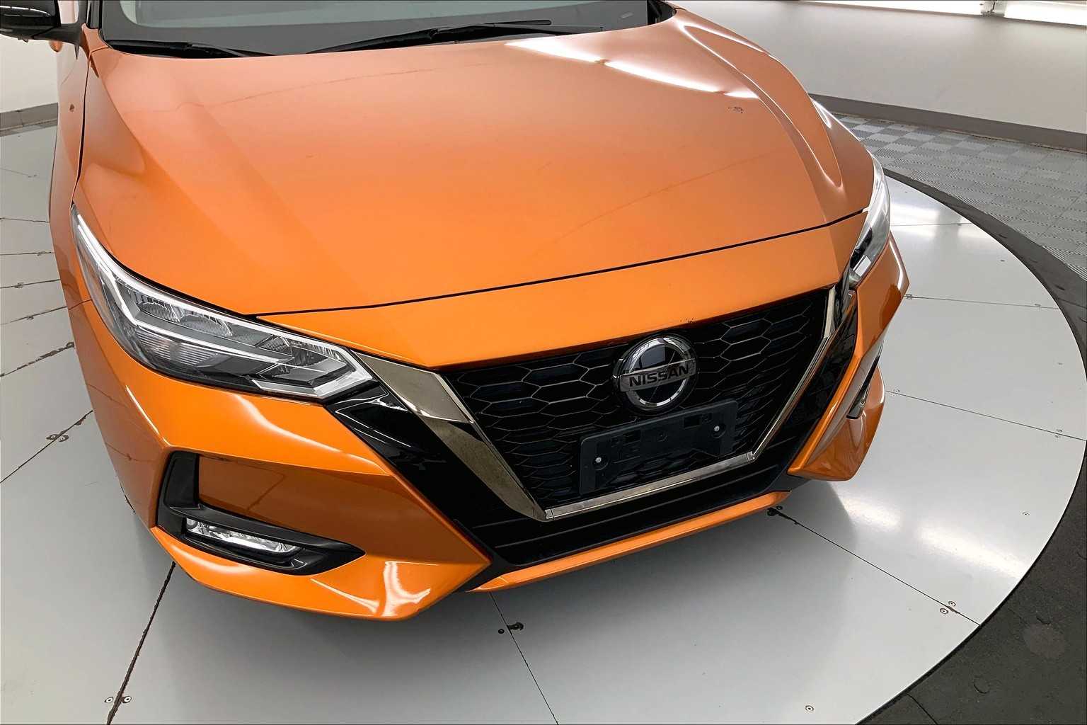 Thumbnail: 2020 Nissan Sentra - 25