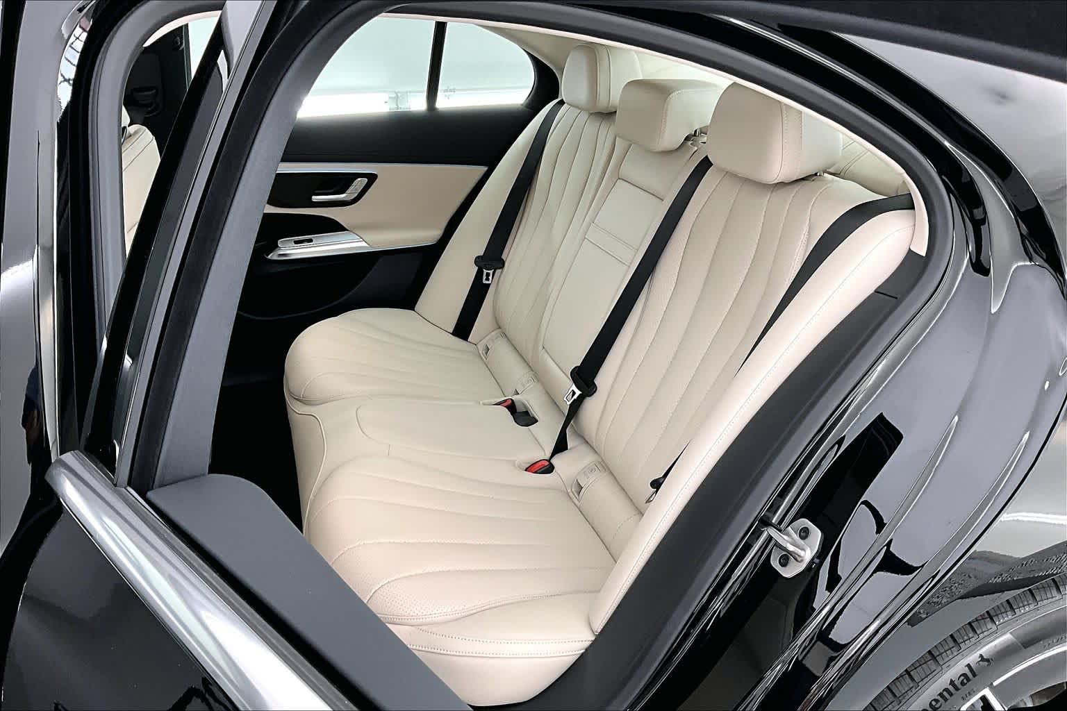 Thumbnail: 2026 Mercedes-Benz E-Class - 13